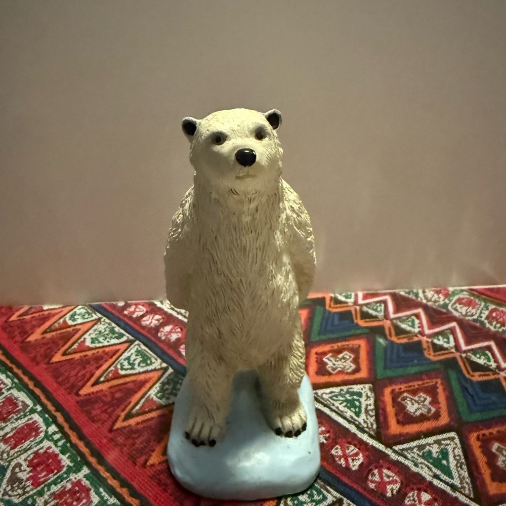 Charming Polar Bear Cell Phone Holder - White